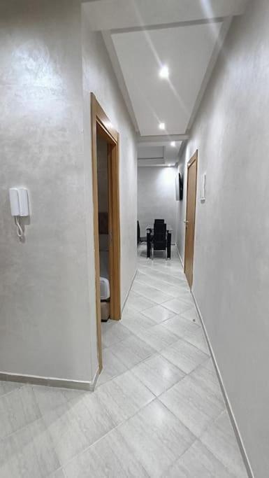 Modern Family Apartment Near Airport Marrakesh Luaran gambar